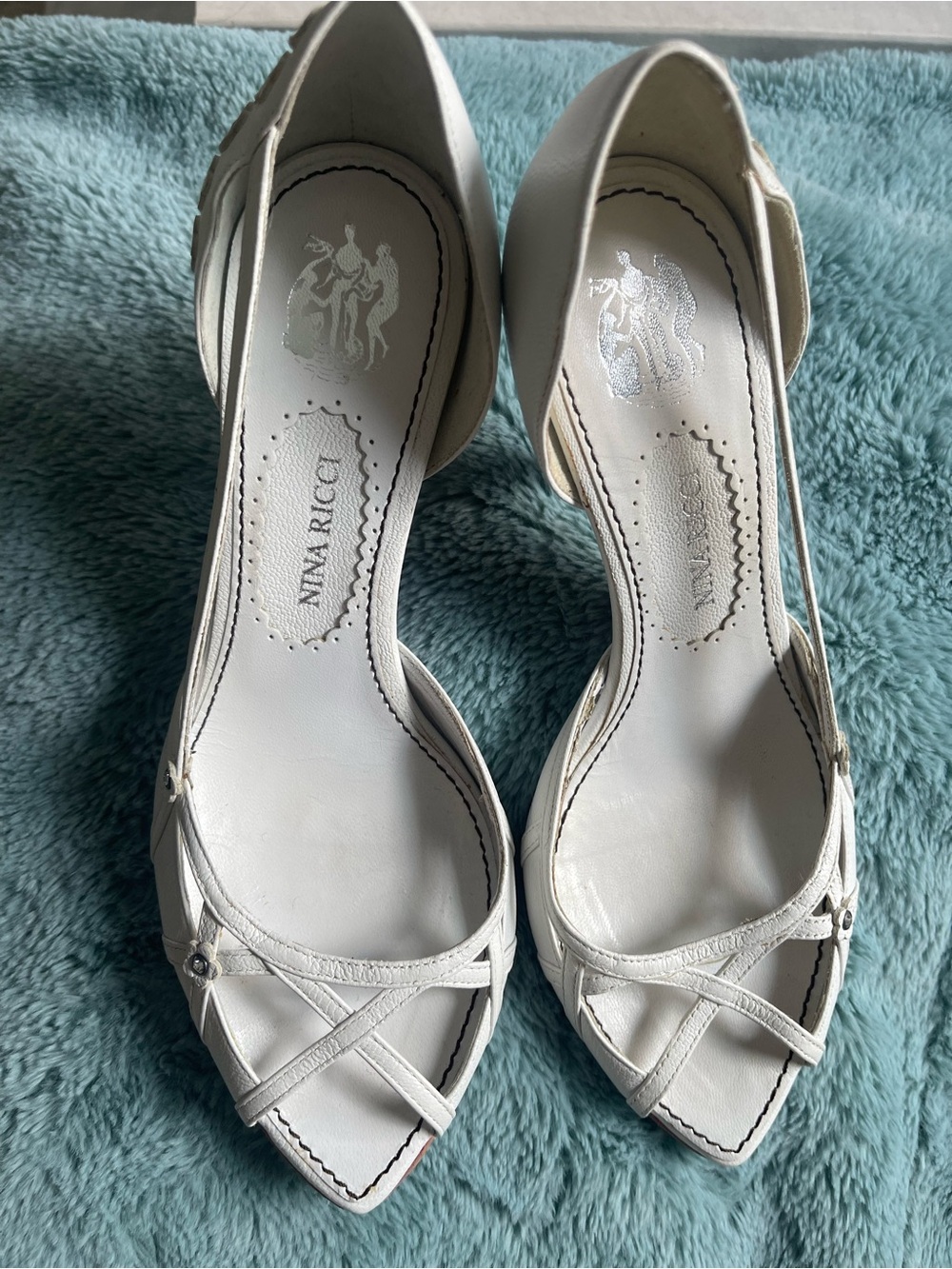 Nina Ricci White Pointed-Toe Crisscross Slingback Heels